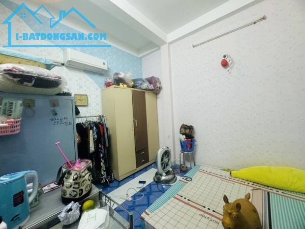 SÁT QUẬN 1 - NHÀ 54M2 - NGANG 4M3 - 3 TẦNG - P1 QUẬN 8 - CHỈ 4.x TỶ - 2