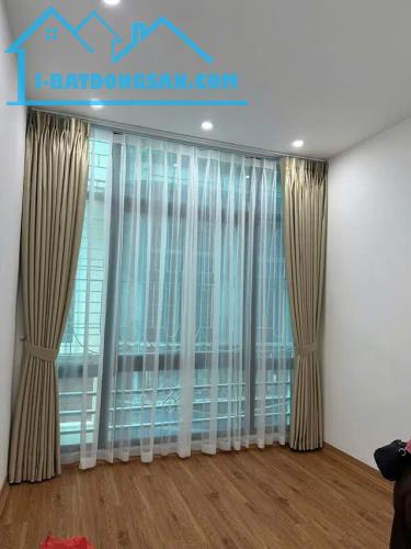 NHÀ MỚI- ĐẸP- Ở LUÔN PHỐ NGỌC THỤY- LONG BIÊN,  36M2, 4 TẦNG,MT 3.5M,7.05 TỶ.