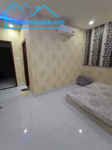 Bán nhà đường Tỉnh Lộ 10 - HXH thông Tên Lửa 72m² 4 Tầng 6PN - Ở và Kinh Doanh