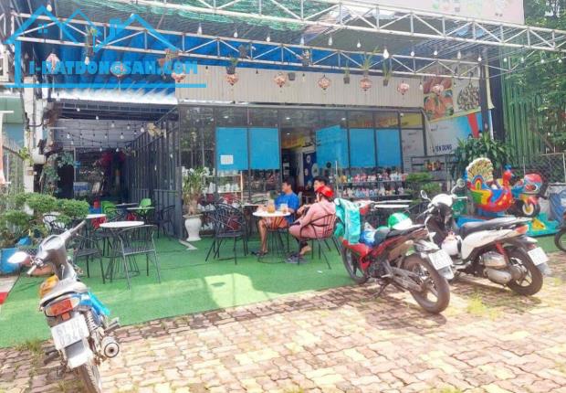 Ngân Hàng Dí NợCần bán quán Cafe Kèm Khu Vui Chơi Ở Thị Trấn Củ Chi 200m2 SổHồngRiêng 790t - 3