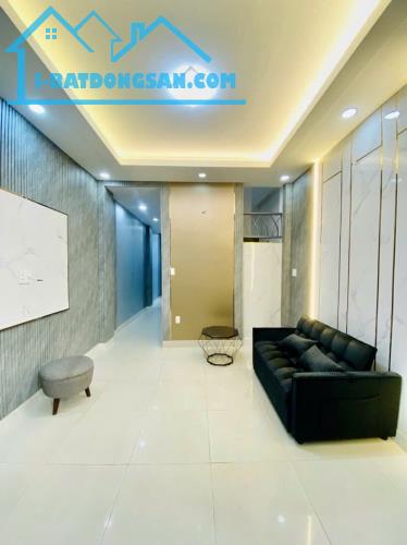 Nhà 2 Tầng Nở Hậu Xây Mới Đẹp 52M2, 3 Phòng Ngủ, đường NGUYỄN THỊ TẦN Quận 8 - 1