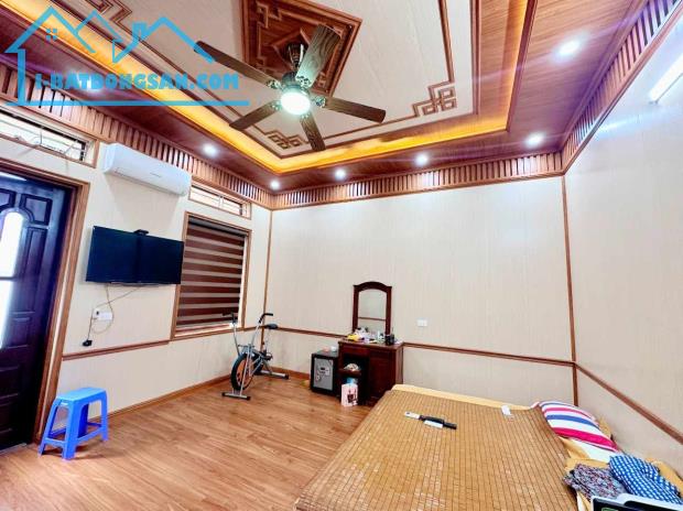 Nhà 3 Tầng-Lô Góc View Thoáng-ÔTô 9 Chỗ Vào Nhà-DT 107M²-MT 5M-Khê Nữ-Nguyên Khê-Đông Anh - 2