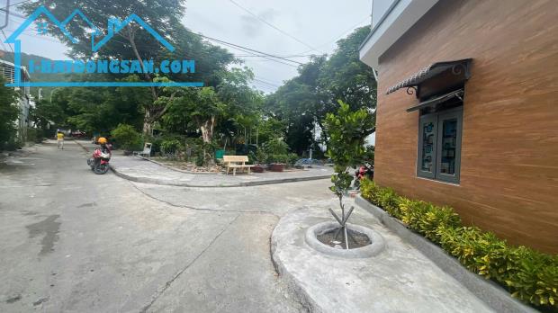 Đất tái định cư Đất Lành Vĩnh Thái Nha Trang dt 66m2 giá 1 tỷ 550