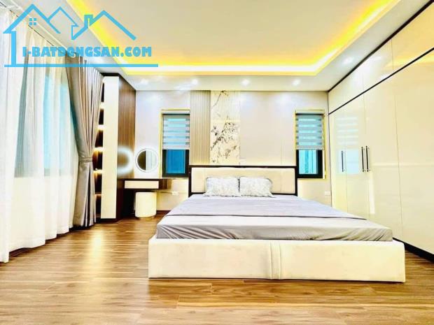 Bán nhà Lô góc Phố Quan Hoa Quận Cầu Giấy, 5 Tầng Full nội thất, MT 6m, ôtô đỗ, Nhỉnh 7 tỷ - 1