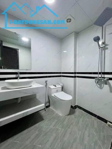 Bán nhà An Trạch giá 6.70 tỷ, diện tích 30m2, 5 tầng, mặt tiền 4.3m - 3