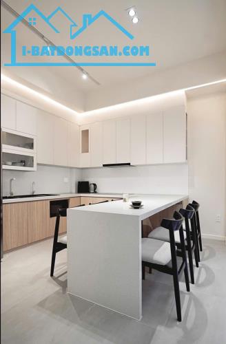 GIÁ TỐT - NHÀ ĐẸP THIẾT KẾ HIỆN ĐẠI - XVNT - HẺM XE HƠI - 61M2 - 5 TẦNG - 8.X TỶ - 1