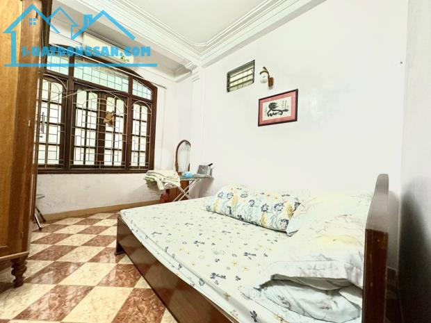 NHÀ GIẢI PHÓNG - OTO ĐỖ CỬA - CHỦ THIỆN CHÍ CẦN TIỀN GẤP CHỈ NHỈNH 7 TỶ - 1