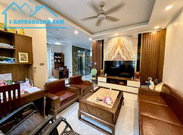 Lô góc liền kề Nguyễn Văn Giáp- 2 mặt đường - kinh doanh - ô tô tránh - dt79m2 ×5tầng