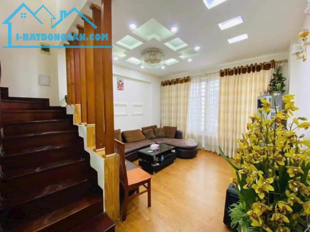 KHƯƠNG TRUNG - DT50M2 X5T - MT 4M - 11,2 TỶ - Ô TÔ ĐỂ TRONG NHÀ  - KHU VIP