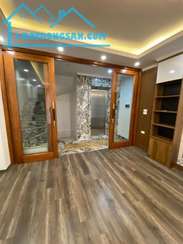 TÂY HỒ - NHÀ MỚI - THANG MÁY - PHÂN LÔ - Ô TÔ 7 CHỖ - NGÕ THÔNG - CÁCH PHỐ 15M - 1