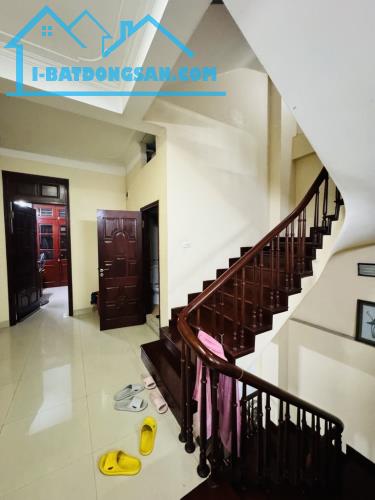 Bán nhà Khuất Duy Tiến ô tô vào nhà 50m2 MT4m 13.9tỷ - 4