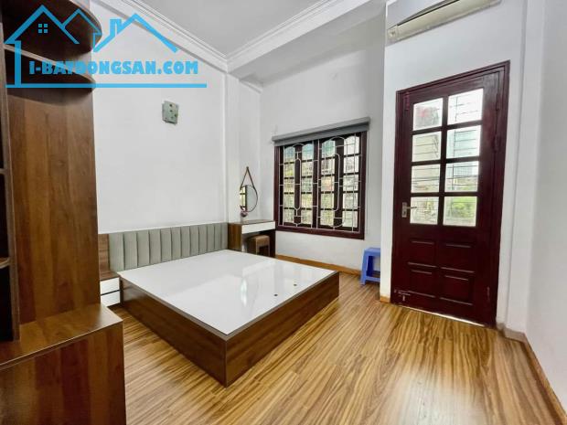 Khu hiếm nhà bán - ô tô đỗ cửa - ngõ thông- mới koong - 6.7 TỶ- Quang Tiến – Đại Mỗ - Nam - 2