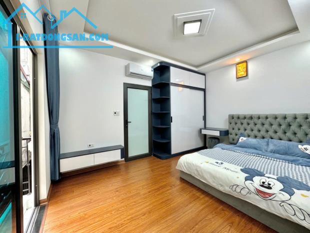 Bán nhà Ngọc Lâm, ở ngay, full nội thất, 6 ngủ – 41m2, 5 tầng, 8.5m – Nhỉnh 8 tỷ. - 3
