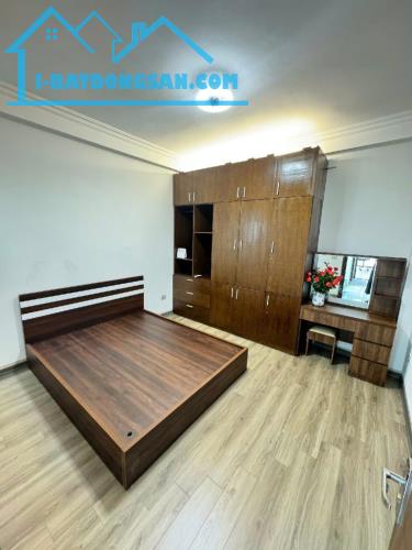 Trung tâm Long Biên, ô tô qua lại, full nội thất – 47m2, 4 tầng, 4.1m - Chào 10.88 tỷ.