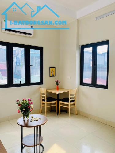 Tòa Apartment phố Khâm Thiên, mới đầy đủ PCCC, Dòng tiền 700 triệu/ năm, giá chỉ 8.7 tỷ