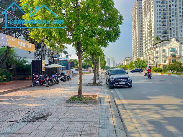 Giảm Sốc, Bán Đất Phố Hồng Tiến, Bồ Đề, 105m2, MT5.3m, Phân Lô, Ô Tô Thông Nhỉnh 16 Tỷ - 2