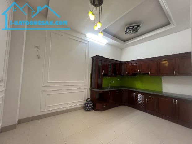 Bán nhà Sài Đồng,Long Biên 4 tầng,50m,mt5m oto tránh nhỉnh 8 tỷ - 1