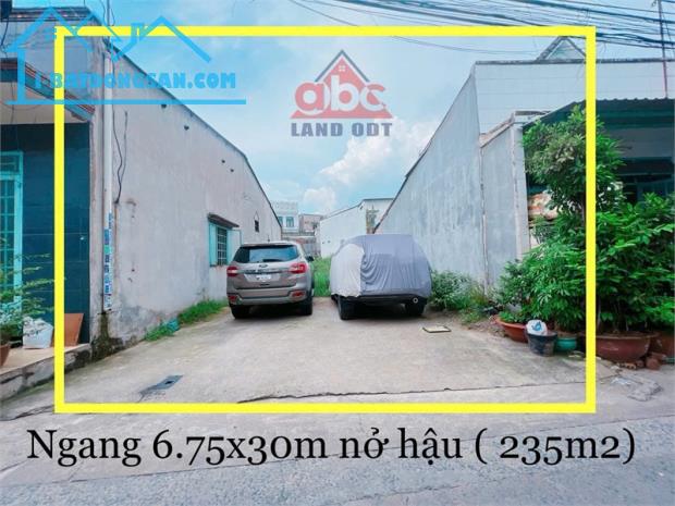 HN273 lô đất đẹp gần Giáo xứ Bùi Thái, tam hòa. DT 235m2 với mặt tiền 6.75m