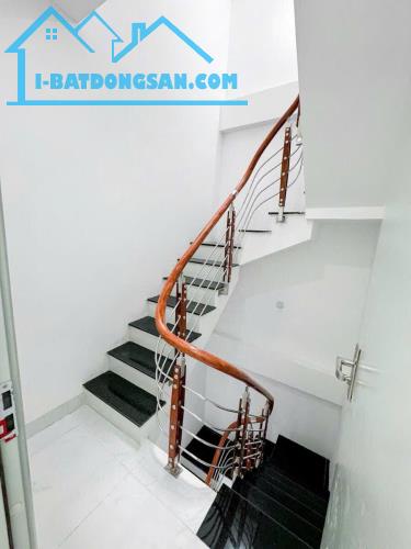 BÁN NHÀ DÒNG TIỀN NGUYỄN HOÀNG 70m 21 TỶ 8 TẦNG THANG MÁY  Ô TÔ TRÁNH ĐỖ NGÀY ĐÊM DOANH TH - 3