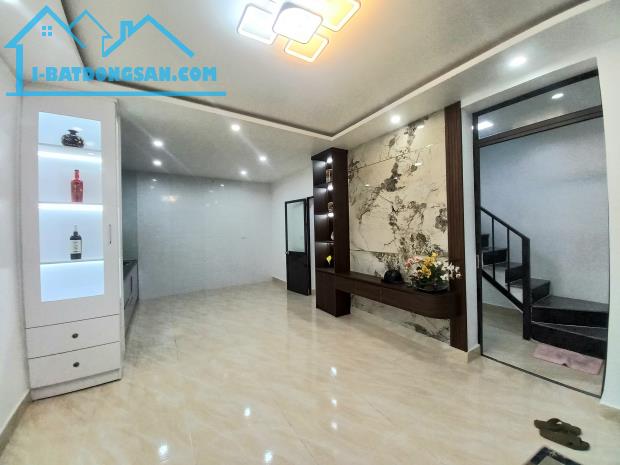 Bán nhà phố Trần Nguyên Hãn. Cát Dài, Lê Chân. 50m², 3 tầng, chỉ 2,85 tỷ - 1