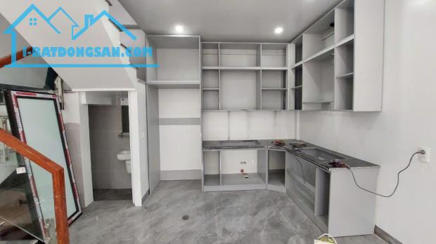 Bán gấp nhà Văn Cao, Đằng Giang, Ngô Quyền, HP. 4 tỷ, 45m2, 4 tầng. - 1