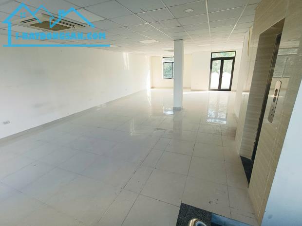 Cho thuê biệt thự liền kề thành phố giao lưu 120m2x6T, thang máy nhà sạch đẹp - 1
