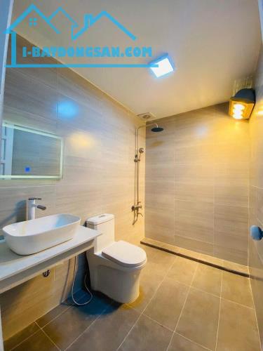 Nhà đẹp Phố Trung Kính, trung tâm quận, lô góc 3 thoáng, 53m2 - 4 tầng, giá cực tốt. - 4