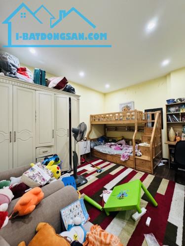 💥Nhà Đẹp Hào Nam, Đống Đa, Ngõ Ba Gác Tránh, Gần Phố, DT 32m2, 5 Tầng, Giá 6.2 Tỷ - 4