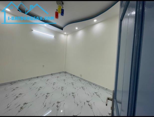 NHÀ ĐẸP NGAY TRUNG TÂM QUẬN TÂN PHÚ, 1 CĂN RA XE HƠI, NGANG 5M, 51M2, CHỈ NHỈNH 3TY - 1