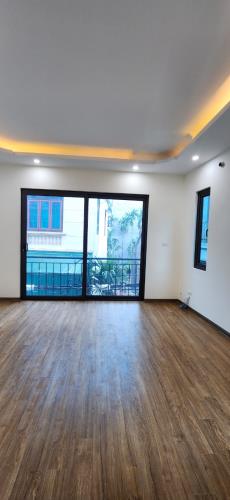 BÁN NHÀ KIM CHUNG ĐẠI TỰ, 43M², 4 TẦNG, LÔ GÓC, NỞ HẬU, NGÕ THÔNG, GẦN Ô TÔ, GIÁ CHỈ 4.9 T - 1