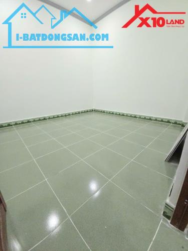 Bán nhà mặt tiền 410m2 chợ Phú Thọ, đường Nguyễn Khuyến, Trảng Dài. Giá tốt: 9,5tỷ