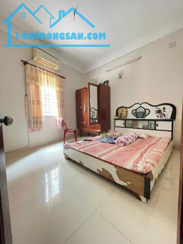 BÁN NHÀ LẠC LONG QUÂN TÂN BÌNH. 2 MẶT HXH THÔNG.NỞ HẬU.54M.3 TẦNG BTCT.7.55 TỶ - 2