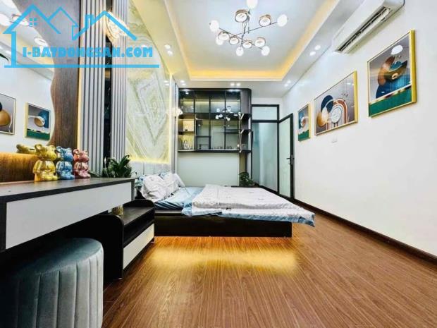 CHO THUÊ NHÀ 5 TẦNG HỒ ĐẮC DI, Ô TÔ ĐỖ CỬA GIÁ 25 TRIỆU, KINH DOANH, FULL ĐỒ