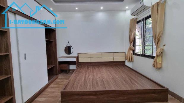 CẦN BÁN GẤP NHÀ LA KHÊ HÀ ĐÔNG, PHÂN LÔ, Ô TÔ TRÁNH, KINH DOANH DỈNH, DT: 90M2, GIÁ 18 TỶ