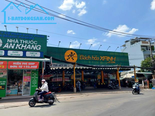 Nhà mặt tiền Đình Phong Phú, Tăng Nhơn Phú B, quận 9, 15tỷ/200 m2.