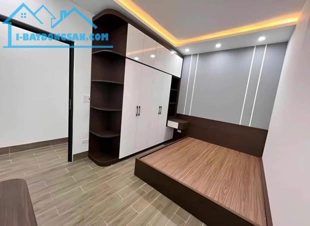 Nhà SHR Gần Chợ Bình Chánh (100m2) 1 Trệt 1 Lầu Giá 1Tỷ50Triệu LH: 0939218247 - 1