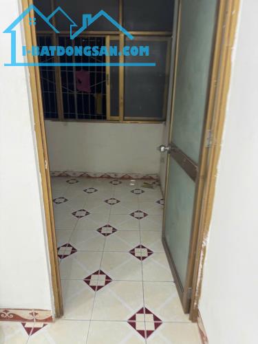 Siêu Hiếm – Tập thể Hàng Vôi 50m – 2 ngủ - Gần Hồ Gươm – Chỉ 3.38 tỷ. - 2