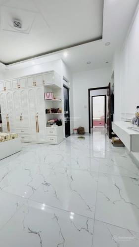 Nhà hẻm xe tải - 5,4x16m - 5 tầng kiên cố - 6 pn lớn 8 wc - giáp quận 1 - chỉ 11.x tỷ - 4