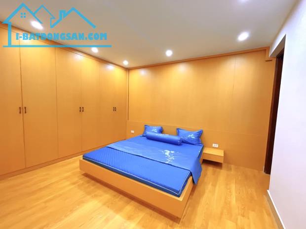 BÁN GẤP NHÀ RIÊNG TẠI PHỐ KIM MÃ, 8,8 TỶ VND, 45 M2, VIEW ĐẸP - 3