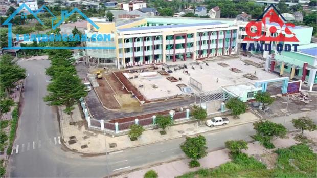 D401 chuyển nhượng gấp lô đất khu dân cư, gần trường học, nhà thờ. đường giao thông lớn - 4