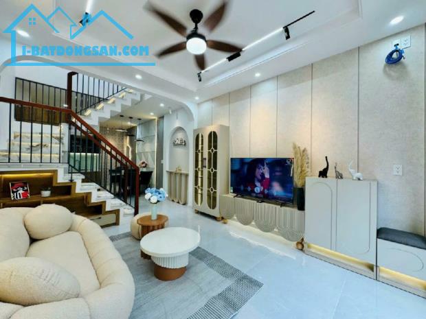 Bán Nhà Đường Quang Trung P10 46m2, Hẻm Xe Hơi Chỉ 4 Tỷ Hơn