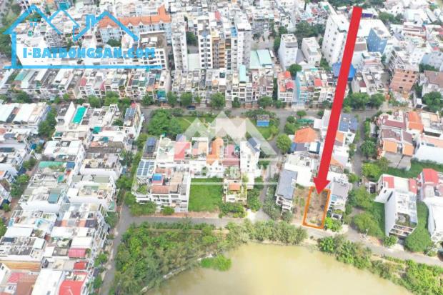 HÀNG HIẾM: Lô BT View sông Q7 Sát PMH, DT Đẹp 8m*20m,GPXD Hầm, 3 Tầng, Giá chỉ 100tr/m2