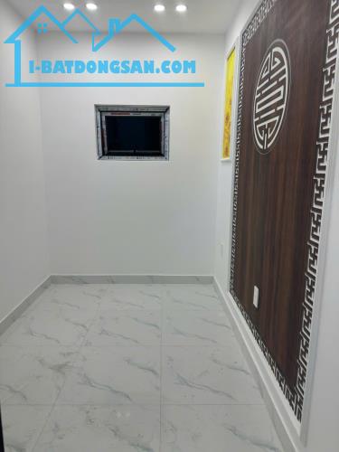 Bán nhà 3 tầng sạch đẹp mặt ngõ đường Nguyễn Hữu Tuệ - 5