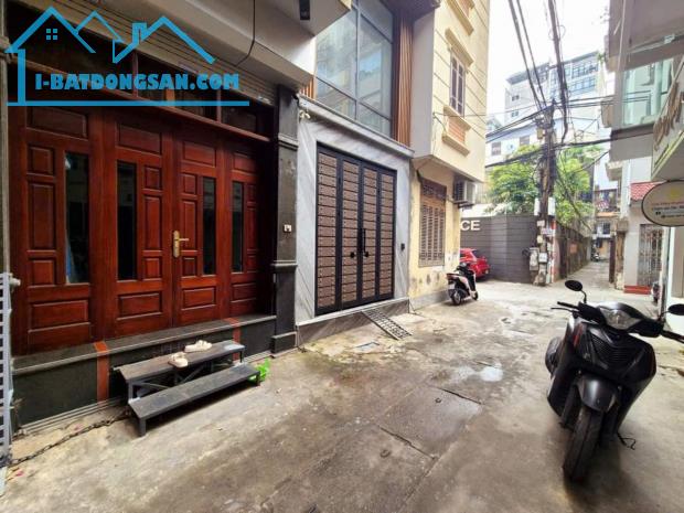 HÀNG HIẾM! Nguyên căn 535 Kim Mã 40m², 4 tầng, 5PN, giá chỉ 20 triệu/tháng