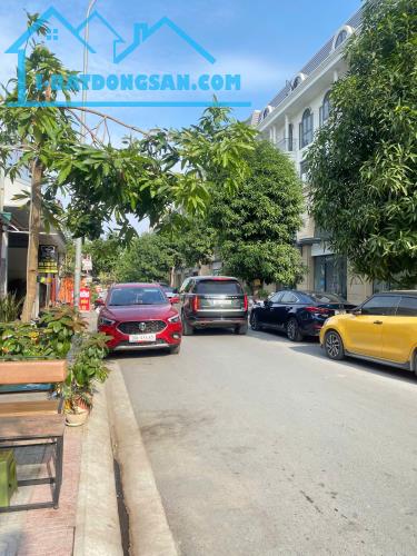 NHÀ CẤP 4 DT 51m2 - TRÂU QUỲ GIA LÂM- NGÕ THÔNG Ô TÔ - SÁT VINHOMES OCEANPARK - 3