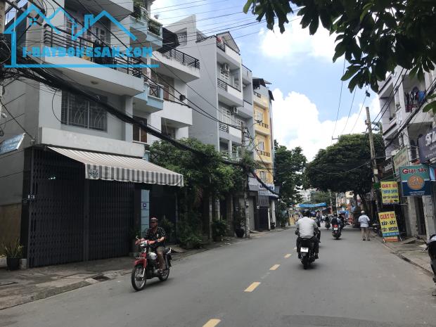 Hàng Hiếm - Nhà MTKD đường Võ Thành Trang - DT lớn: 4.3 x 23m [CN 96m2], giá: 11.9 tỷ TL