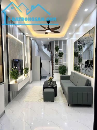 BÁN NHÀ KHÂM THIÊN ĐỐNG ĐA 30M2 4T MT 3.5M GIÁ 5.98 TỶ NGÕ RỘNG, NHÀ MỚI, Ở SƯỚNG. - 4
