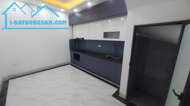 Ngõ 2.6m, Thông, Mới kính koong, phố Tây Sơn-0989311985