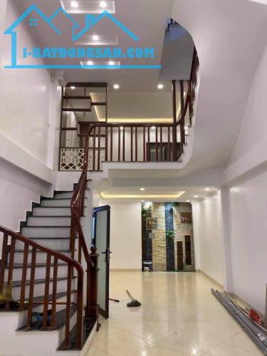 Bán nhà riêng Kim Chung, Hoài Đức 37m2*4 tầng. Lô góc đơn lập lệch tầng. Ôtô đỗ cách 12m - 1