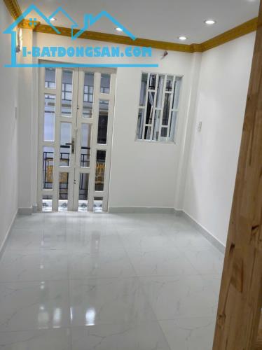 HỒ BÁ KIỆN -QUẬN 10-3TẦNG -20M2-GIÁ 3.5TỶ TL NHÀ MỚI Ở NGAY - 4